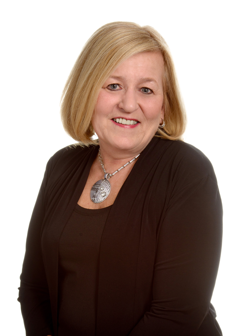 Real Estate Agent Michelle Sanders